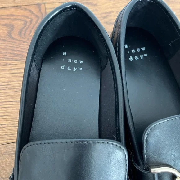 Black Leather Loafers with Gold Horse-bit Hardware - Picture 10 of 17